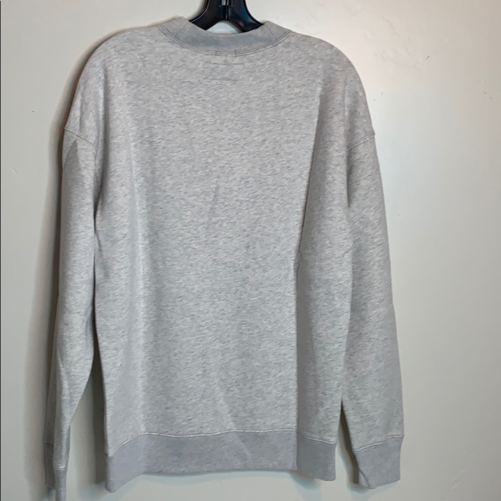 Abercrombie & Fitch softAF Relaxed Crew Sweatshirt - Picture 9 of 9